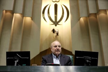 مالیات از سوداگری و سفته بازی فقط یک درصد از مردم را شامل می شود /این افراد حجم وسیعی طلا، ارز و سکه در منزل دارند 