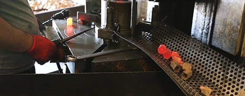 فعالیت 240 واحد زیرپله‌ای در بخش شیرآلات ساختمانی