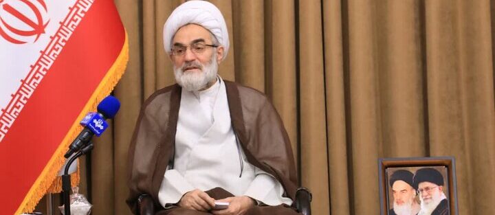 همه طبقات جامعه در پرداخت مالیات یکسان دیده شوند