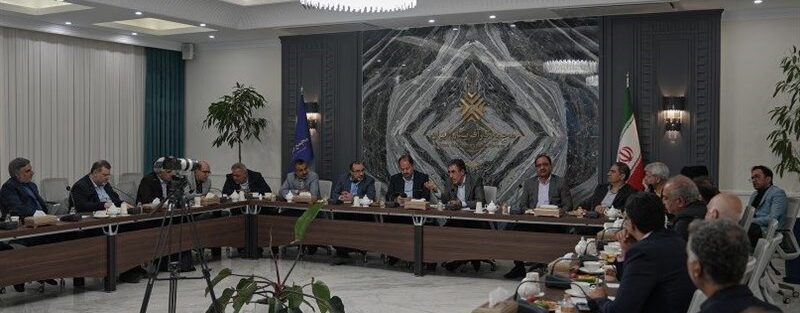 صنعت با مشکلات جدی مواجه است