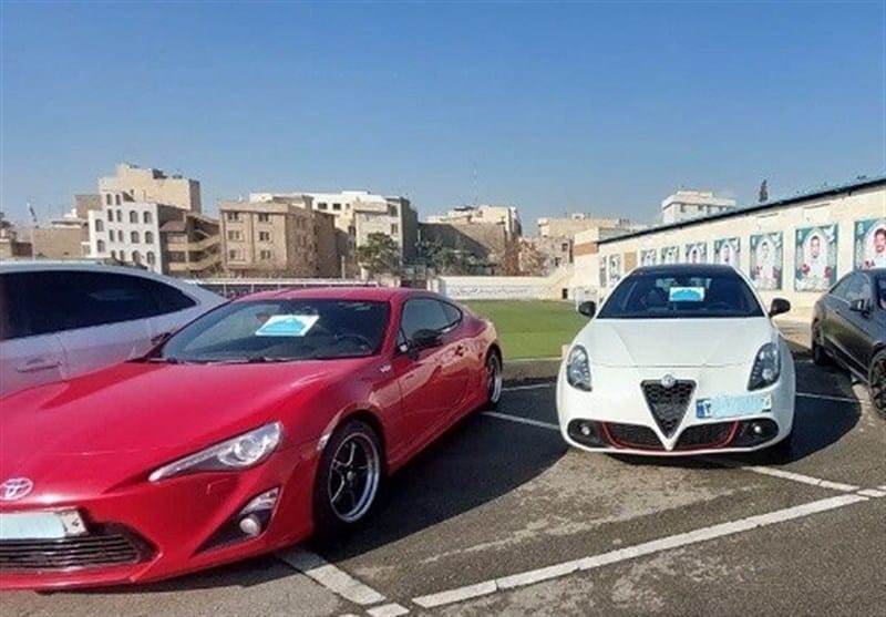 وصول 5 همت مالیات از خودروهای گران قیمت+جدول