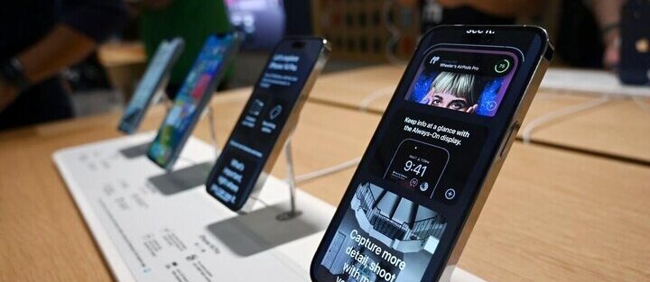 اپل برای فرار از تعرفه های ترامپ ۶۰۰ تن آیفون را از هند جابه‌جا کرد