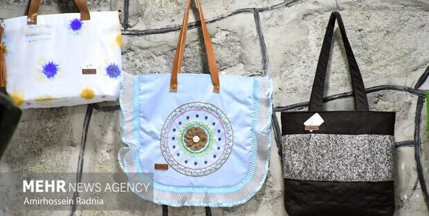 صنایع بخشی از مالیات خود را برای حمایت از هنر در گلپایگان هزینه کنند