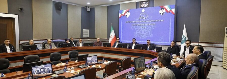 تاکید مدیر عامل منطقه آزاد کیش بر کاهش فشار غیر ضروری بر فعالان اقتصادی