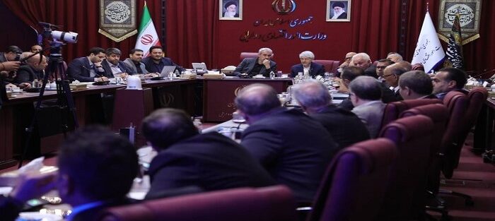 به عهد با فعالان اقتصادی در حمایت از بخش خصوصی پایبندیم