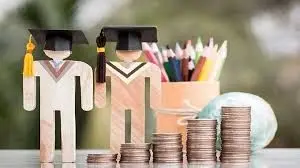 قانون اساسی یا سیاست اجرائی؟